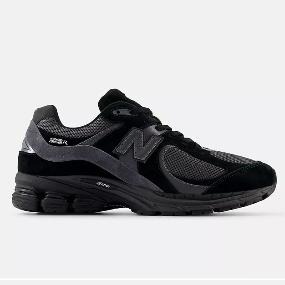 New Balance 2002R Shoes